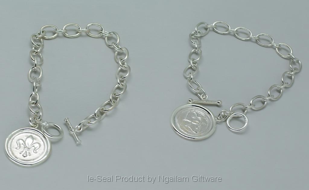 11-012-11 + Seal Pendant 11-007-11-FDL, Hearts (925 SILVER).JPG